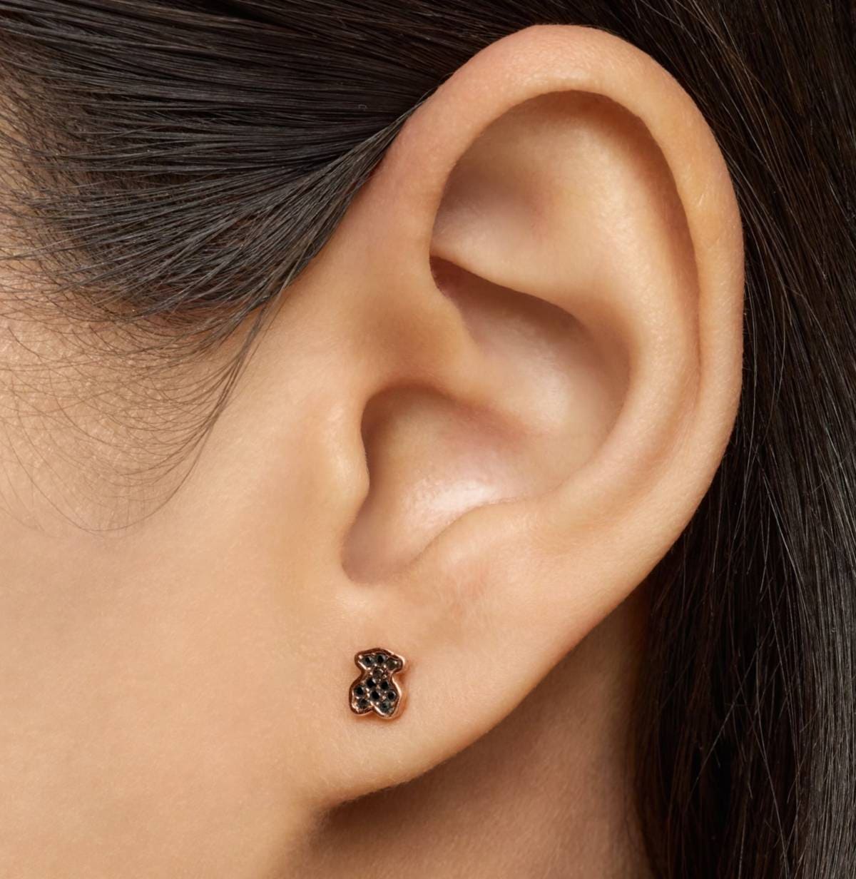 Pendientes con baño de oro rosa 18 kt sobre plata y espinelas motivo oso Motif de TOUS
