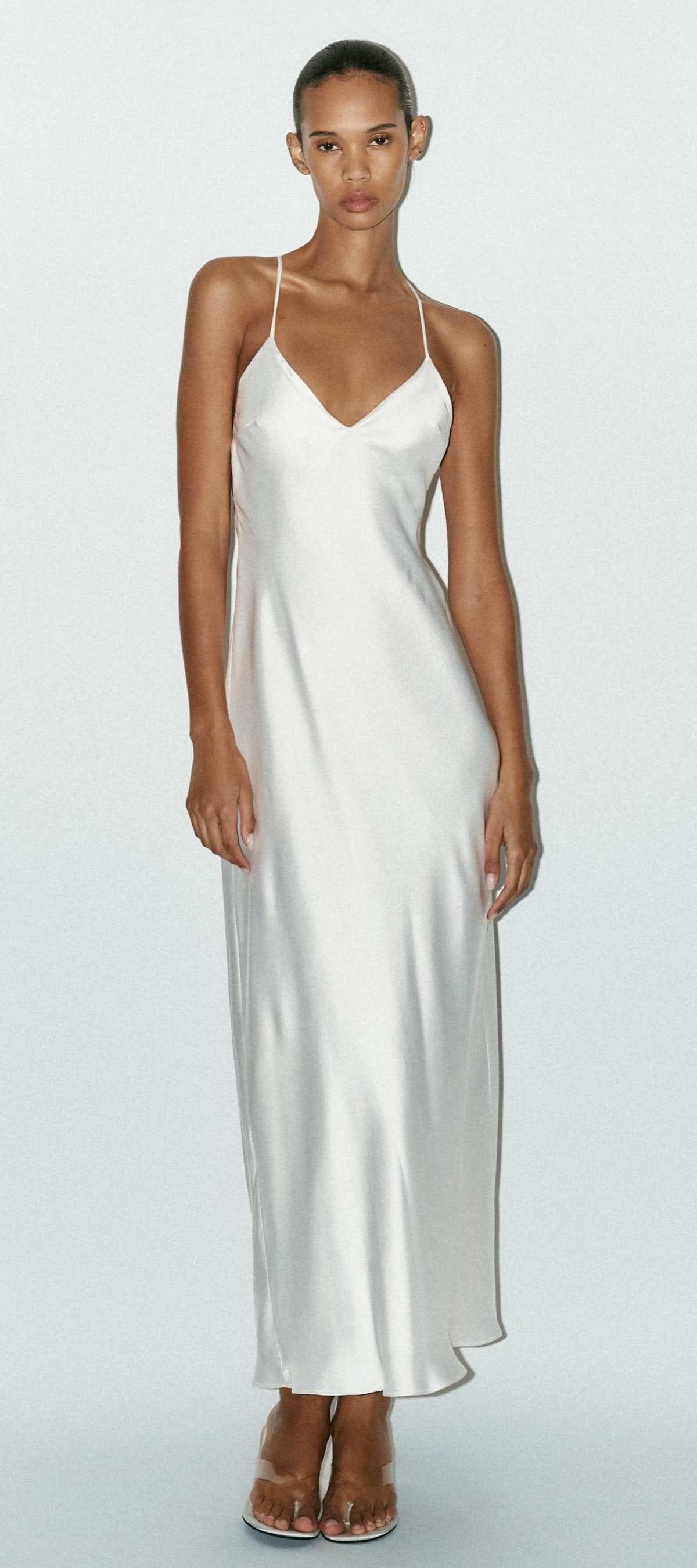 Vestido midi satinado tiras espalda de Zara
