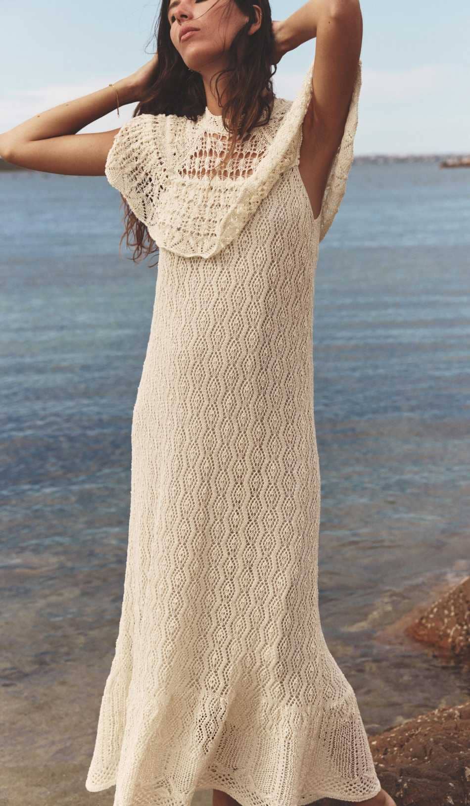 Vestido largo punto pointelle de Zara