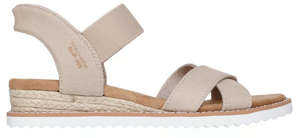 Las sandalias con cuña Skechers Slip-ins: BOBS Desert Kiss - Golden Lily