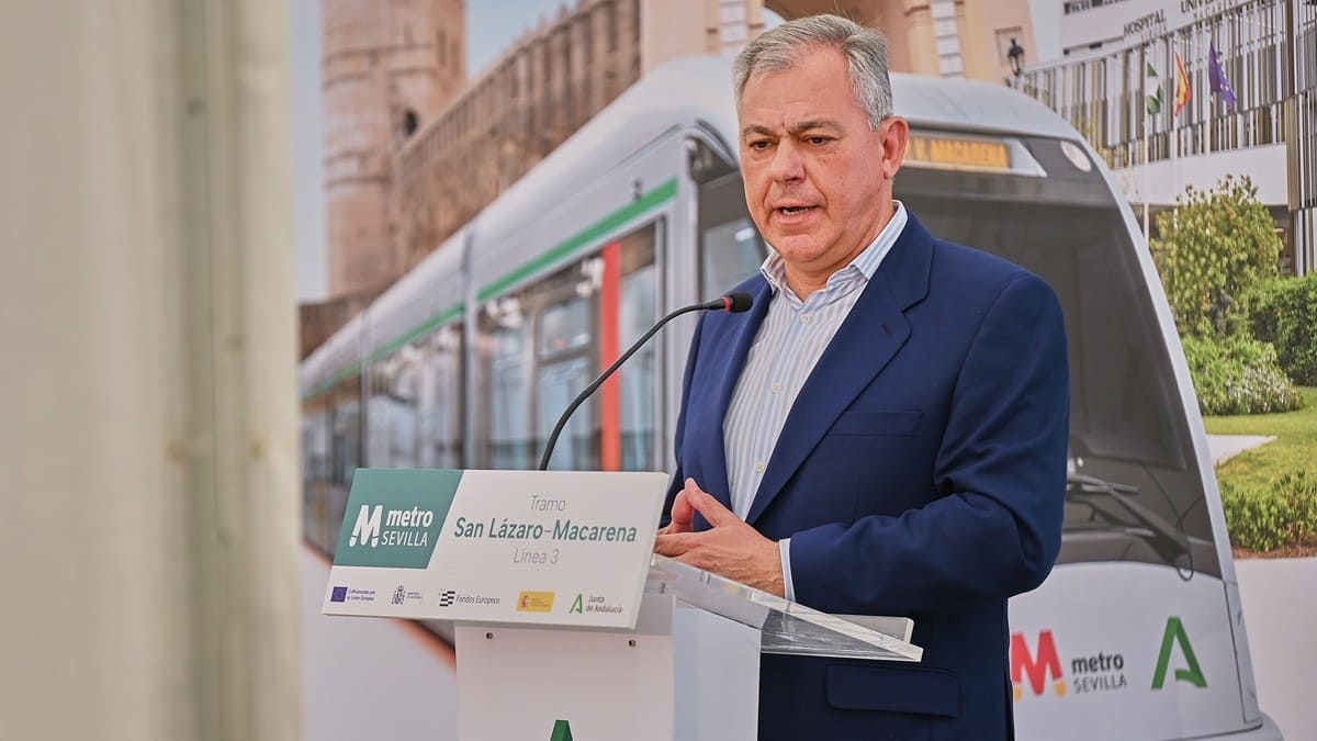 El alcalde de Sevilla, José Luis Sanz, también ha intervenido en el acto | Salvador López Medina