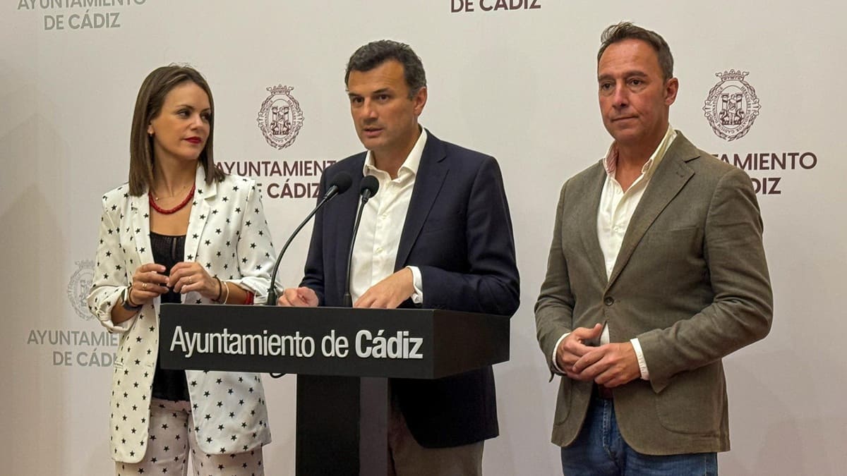 Bruno García, junto a Beatriz Gandullo y José Manuel Cossi | Cristo García