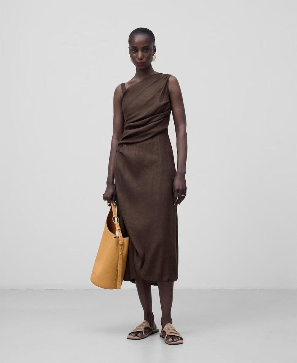 Vestido midi drapeado con lino, Adolfo Domínguez