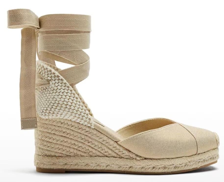 Alpargatas de cuña con tiras atadas al tobillo en liso, Parfois