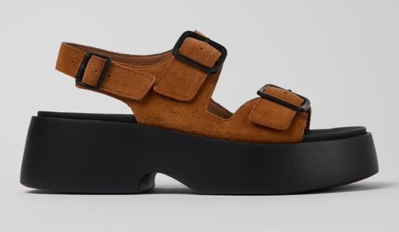 Sandalias de nobuk, Tasha