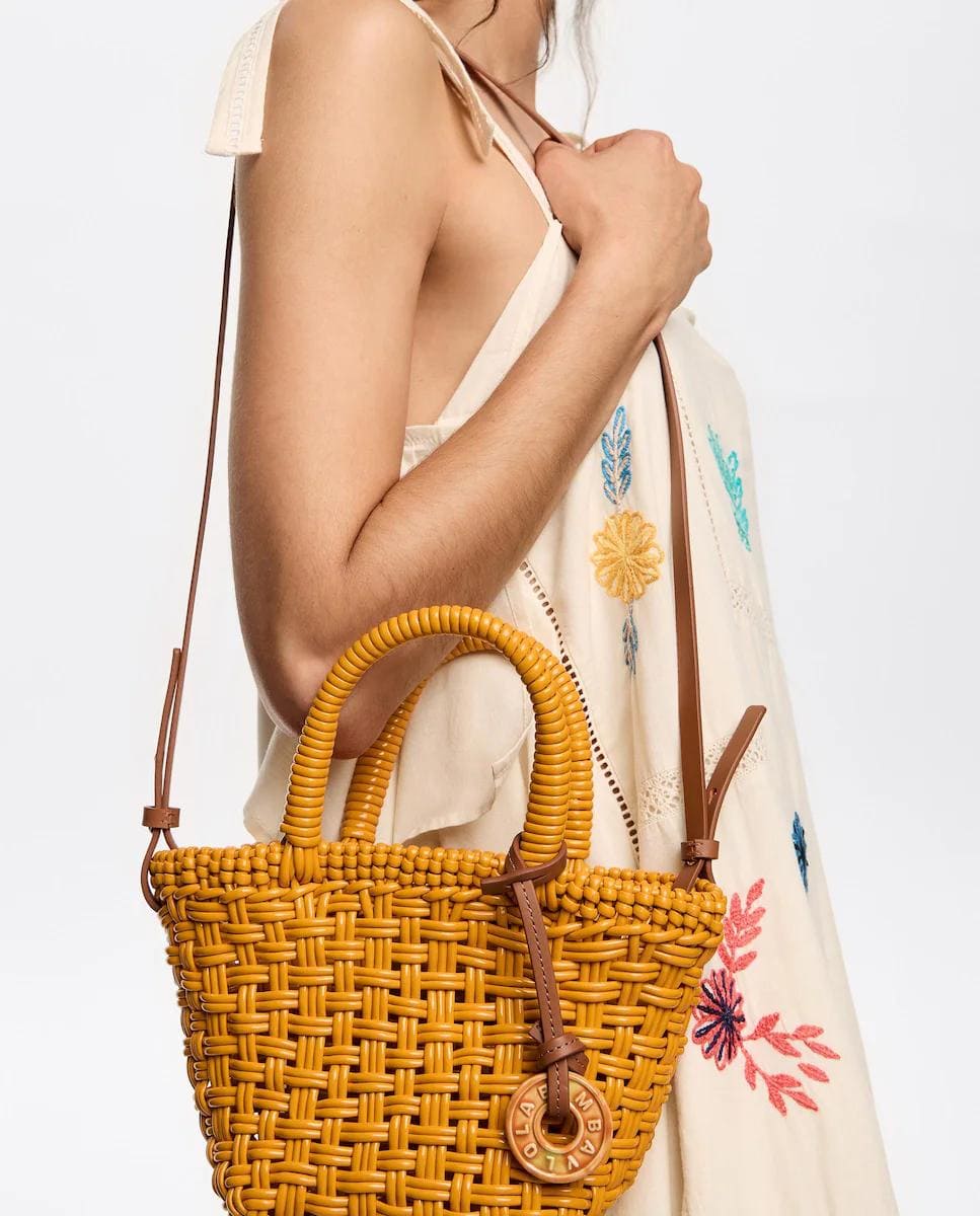 Capazo trenzado con logo, Bimba y Lola