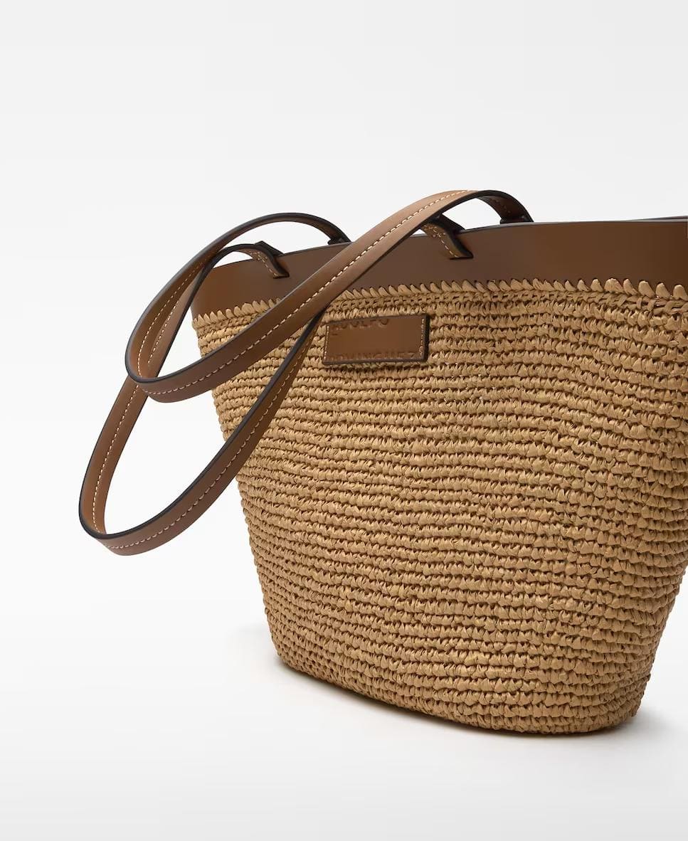 Capazo en papel trenzado, Adolfo Domínguez