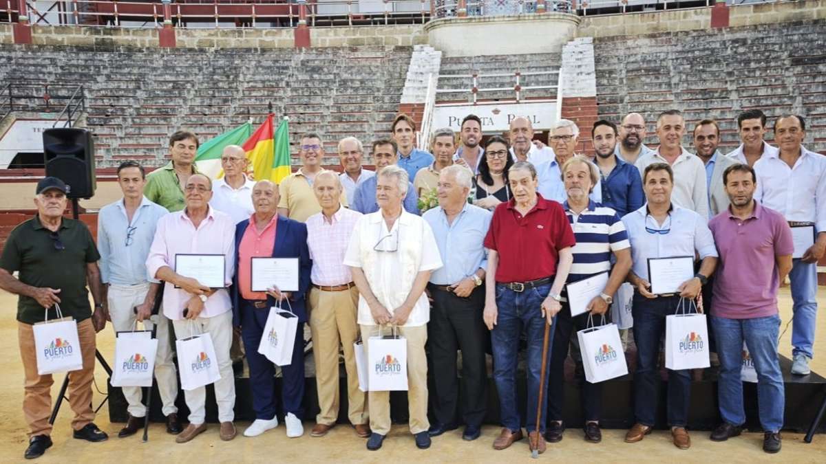 Homenaje en El Puerto