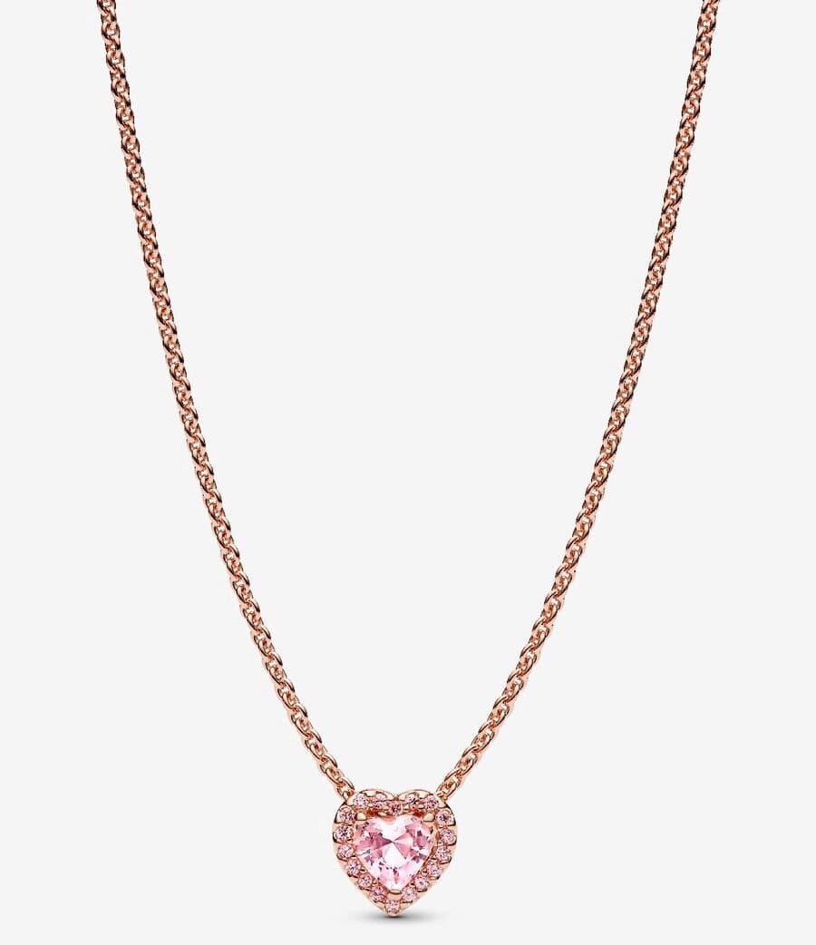 El nuevo collar Corazón Rosa con recubrimiento en oro rosa de edición limitada de Pandora