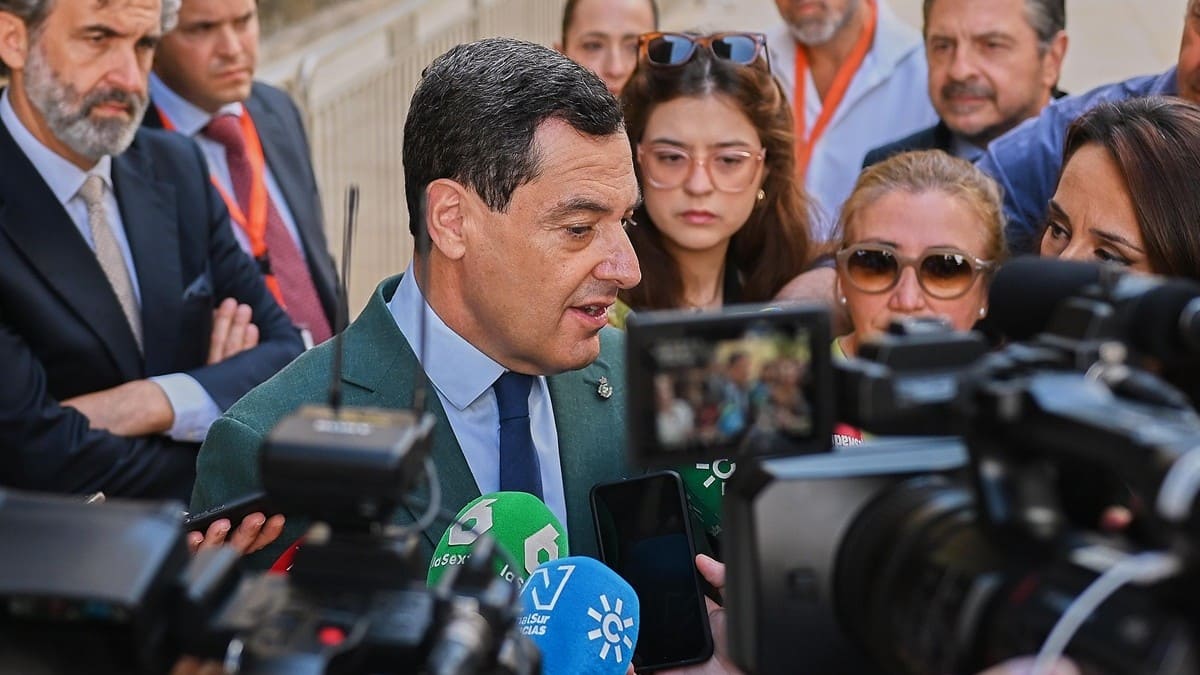 Moreno, durante su atención previa a los medios | Salvador López Medina