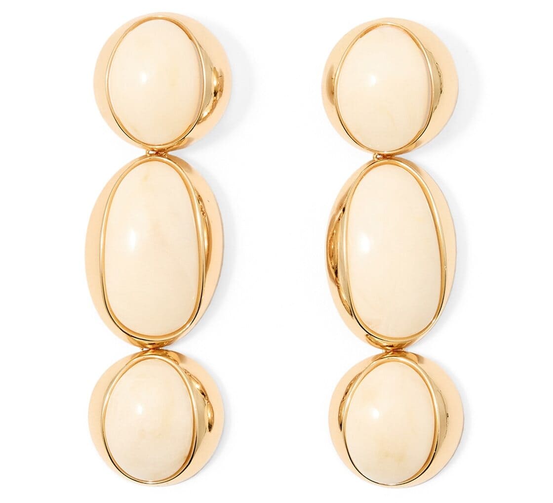 Los pendientes triples en color crudo de Sfera