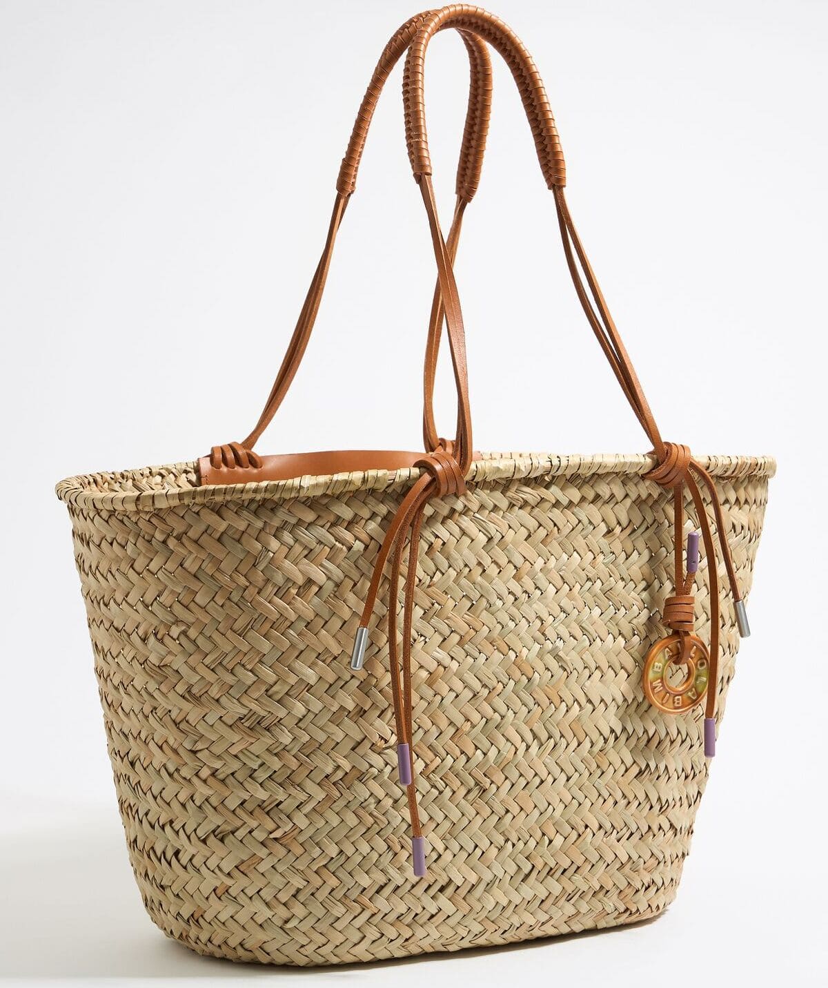 El bolso capazo maxi en color natural de Bimba y Lola