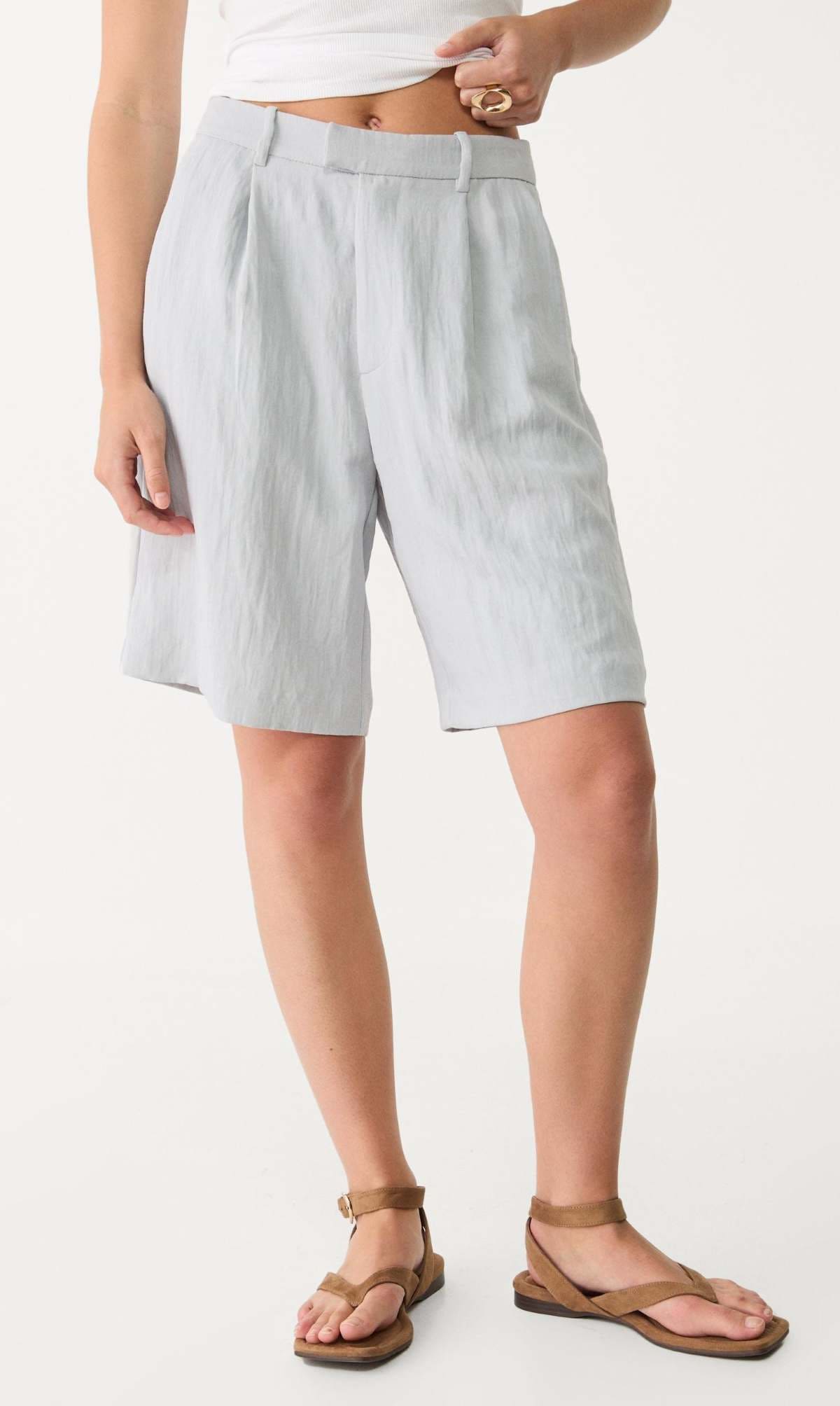 Bermuda textura pinzas de Stradivarius