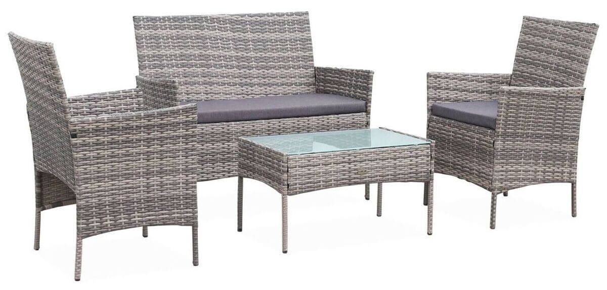 El conjunto de muebles de jardín de resina tejida en color gris de Carrefour