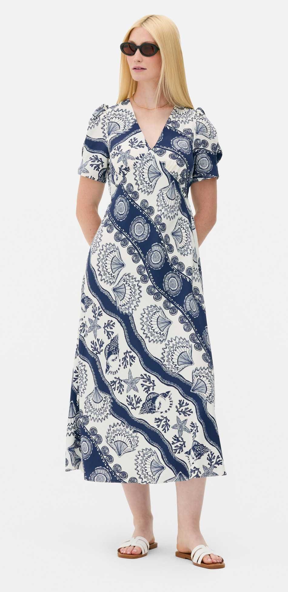 Vestido midi de estilo vintage estampado de Primark