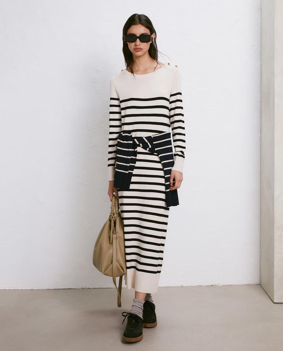 Vestido de punto con rayas