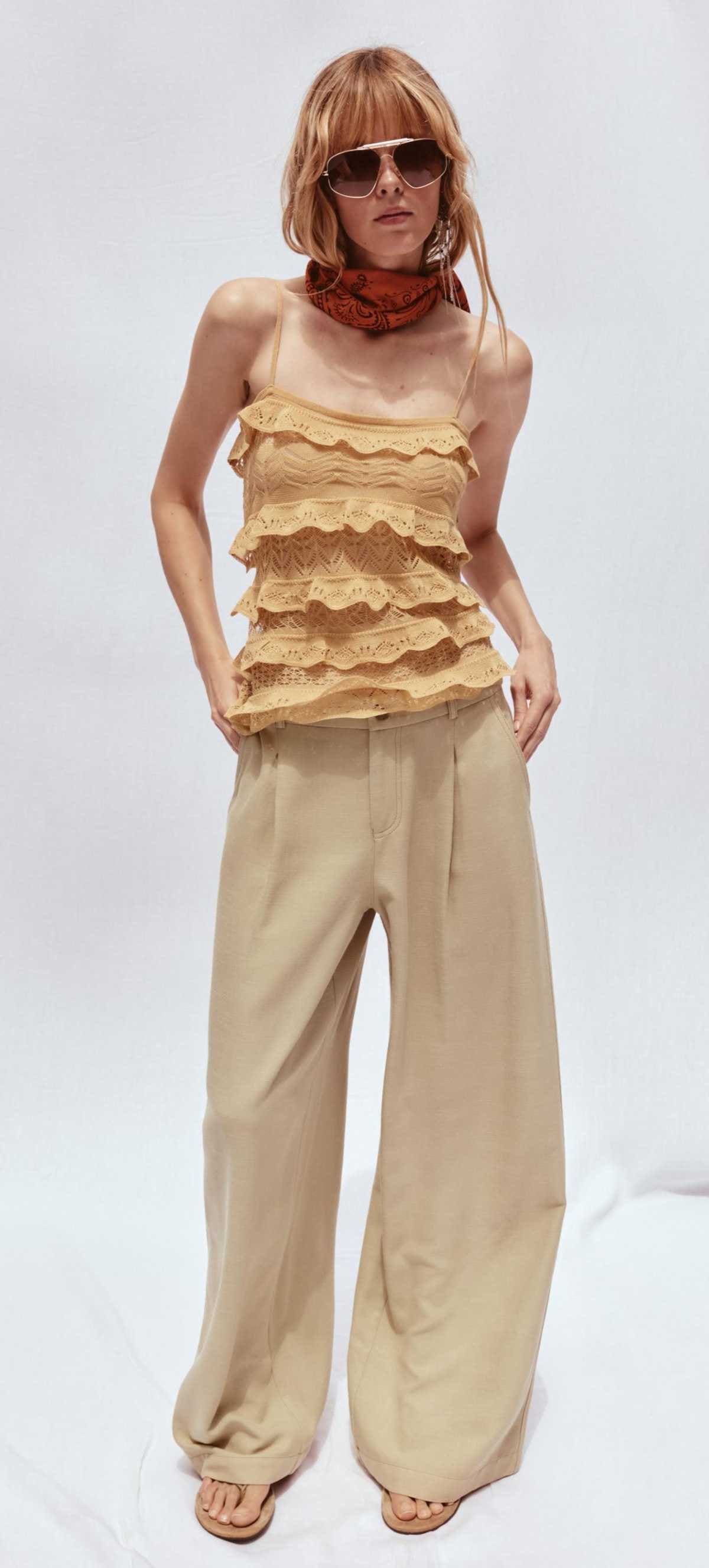 Pantalón ancho rústico de Zara