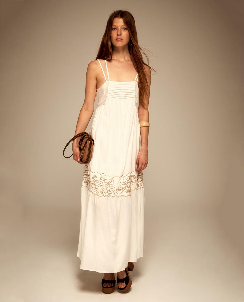 Vestido de tirantes con detalles bordados, Sfera