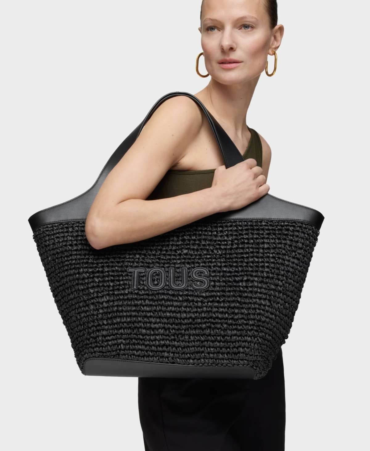 Capazo grande negro TOUS Lirio Rafia de TOUS