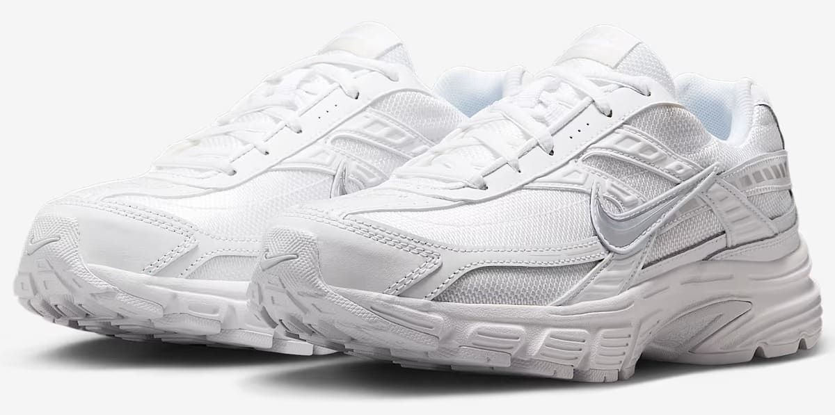 Las nuevas zapatillas para mujer Nike Initiator en color blanco