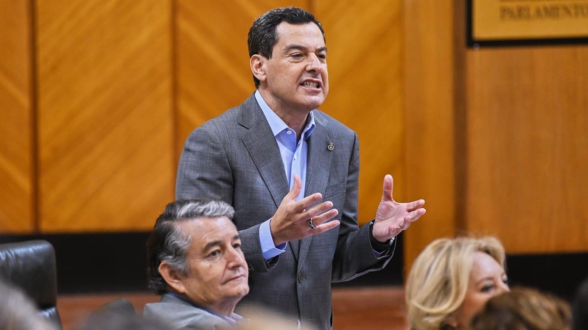 Moreno, durante su turno de réplica en el Parlamento andaluz | Salvador López Medina