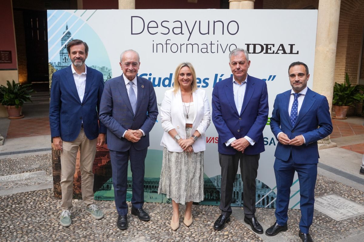 Desayuno informativo 'Ciudades Capitales' organizado en Granada | Ayuntamiento de Sevilla