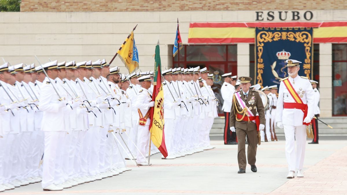 El Rey Felipe VI en la Escuela de Suboficiales de la Armada en San Fernando | Cristo García