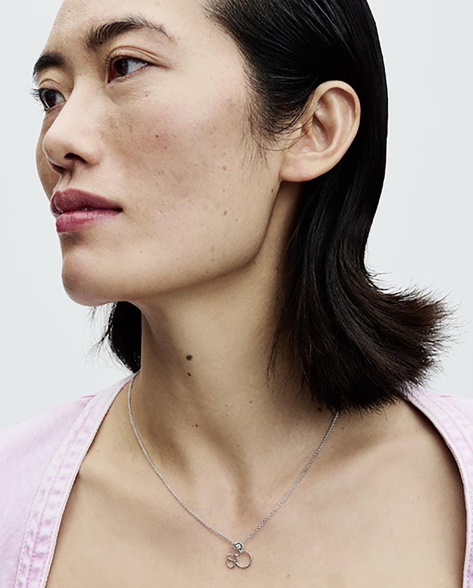 Collar Silueta de Minnie Mouse de Disney