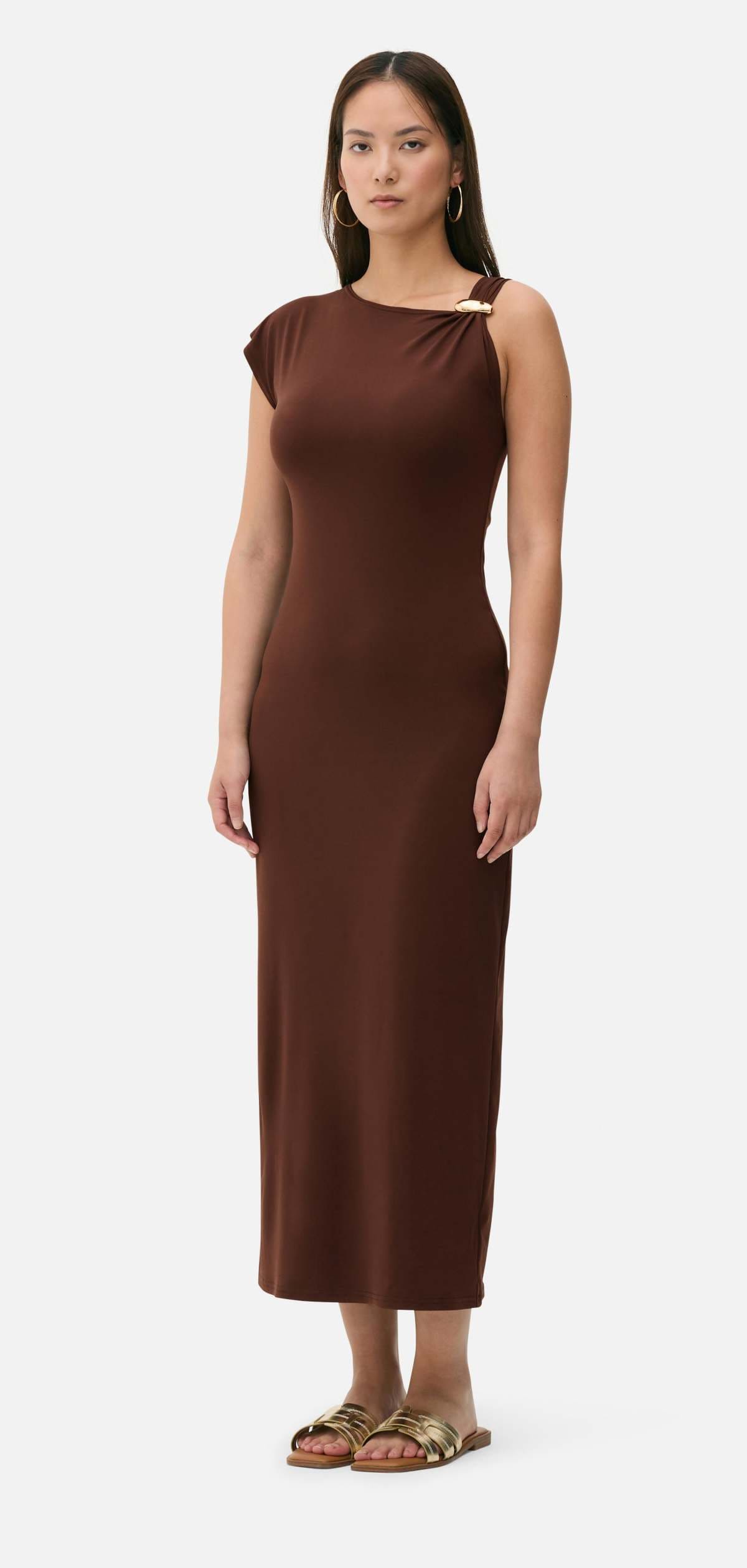 Vestido largo con detalle metálico