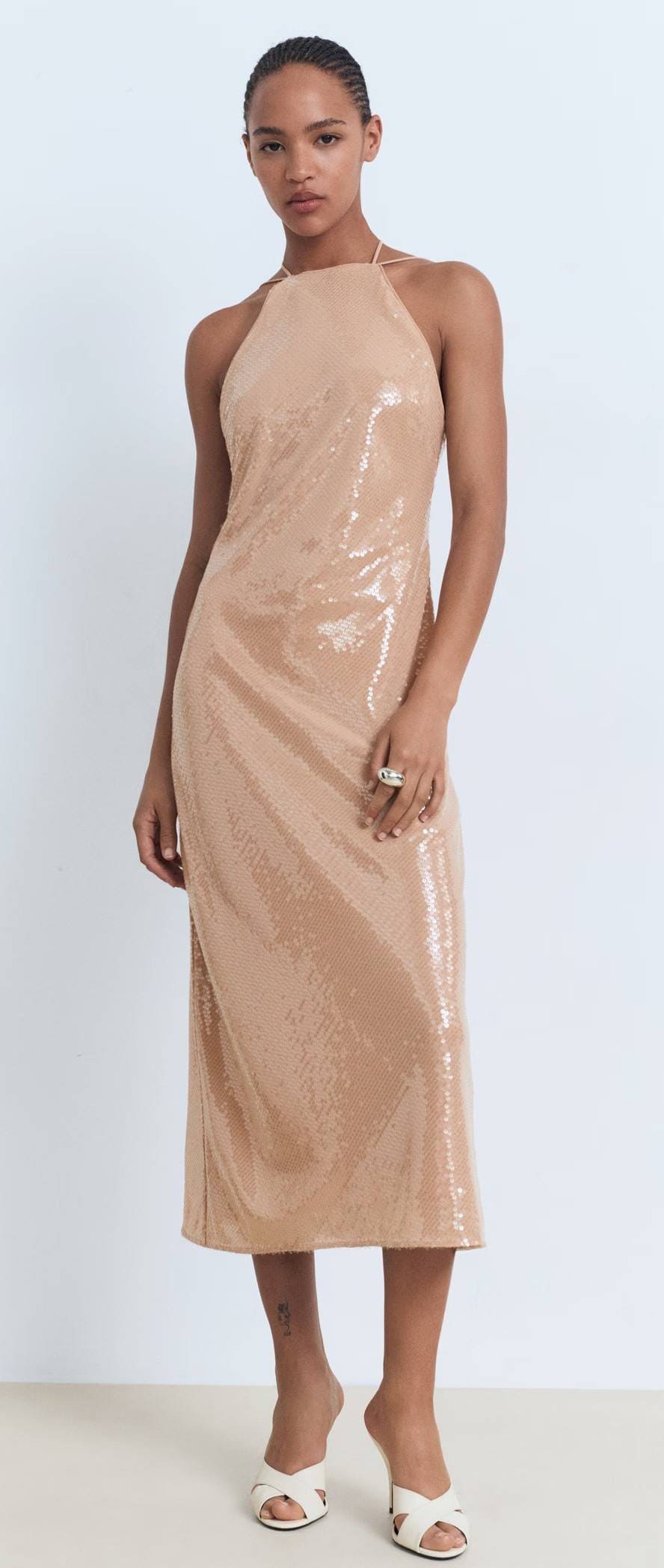 Vestido lentejuelas cuello halter de Mango