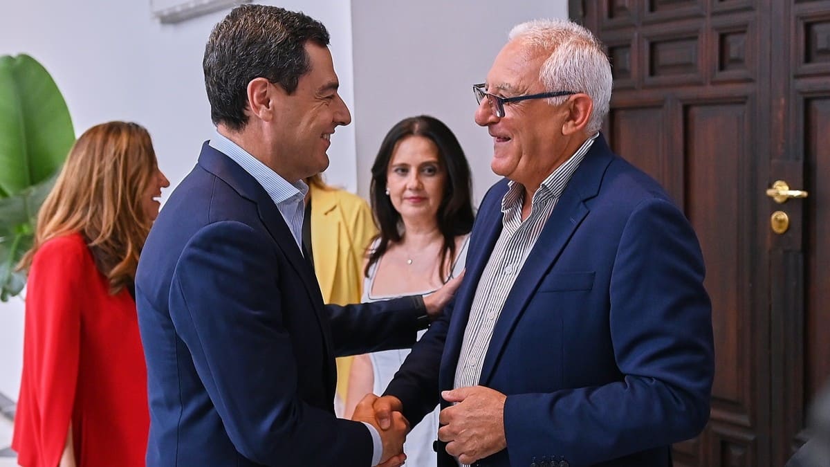 El presidente andaluz antes de iniciarse el acto | Salvador López Medina