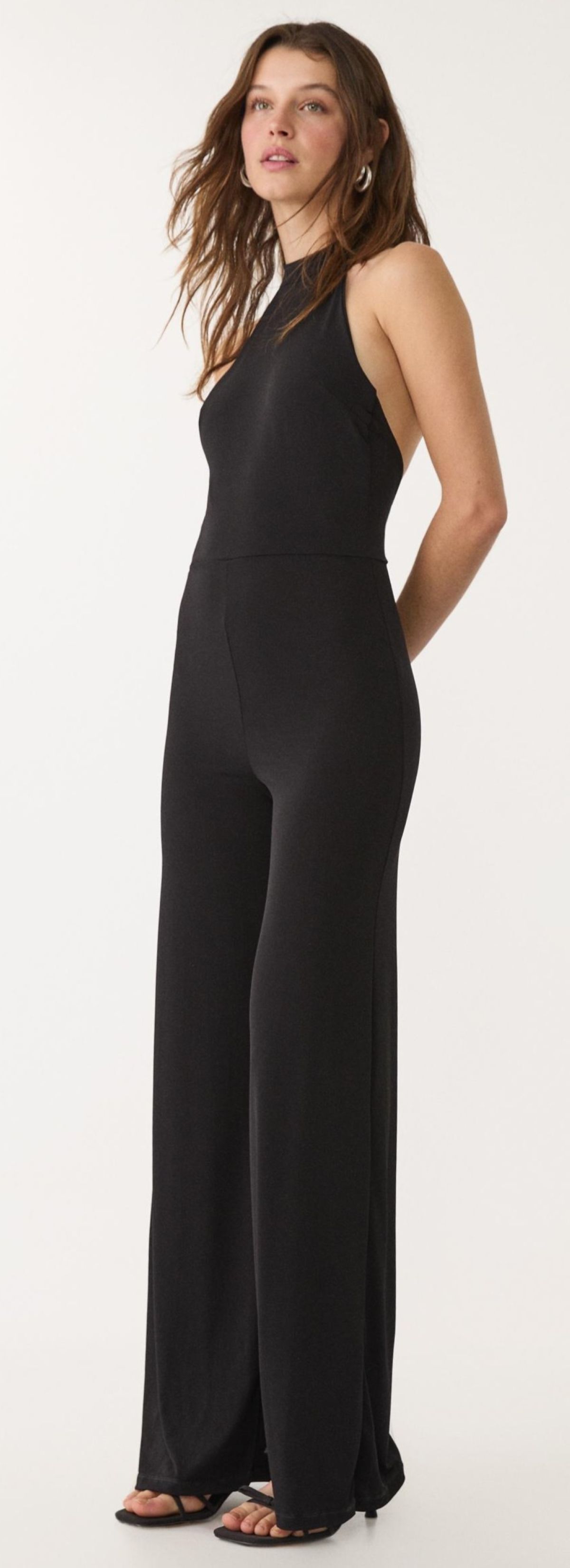 Mono largo halter espalda descubierta de Stradivarius