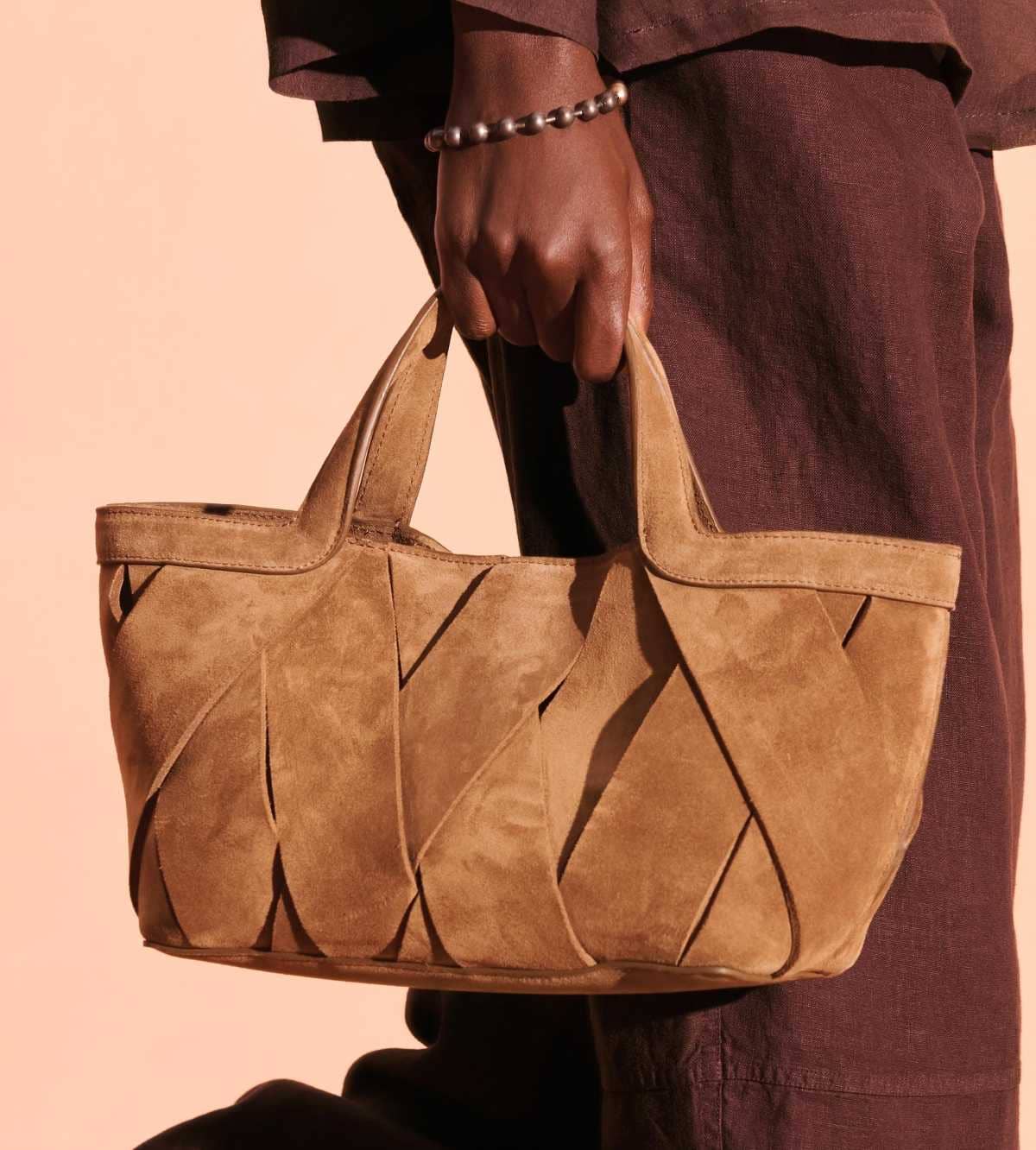 Lthr mn shppr de Zara