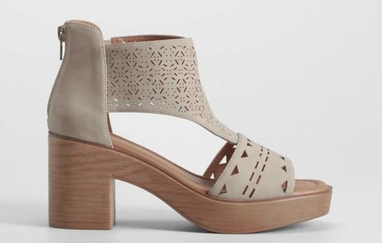 Sandalia de tacón y de perforada SENDA ROAD