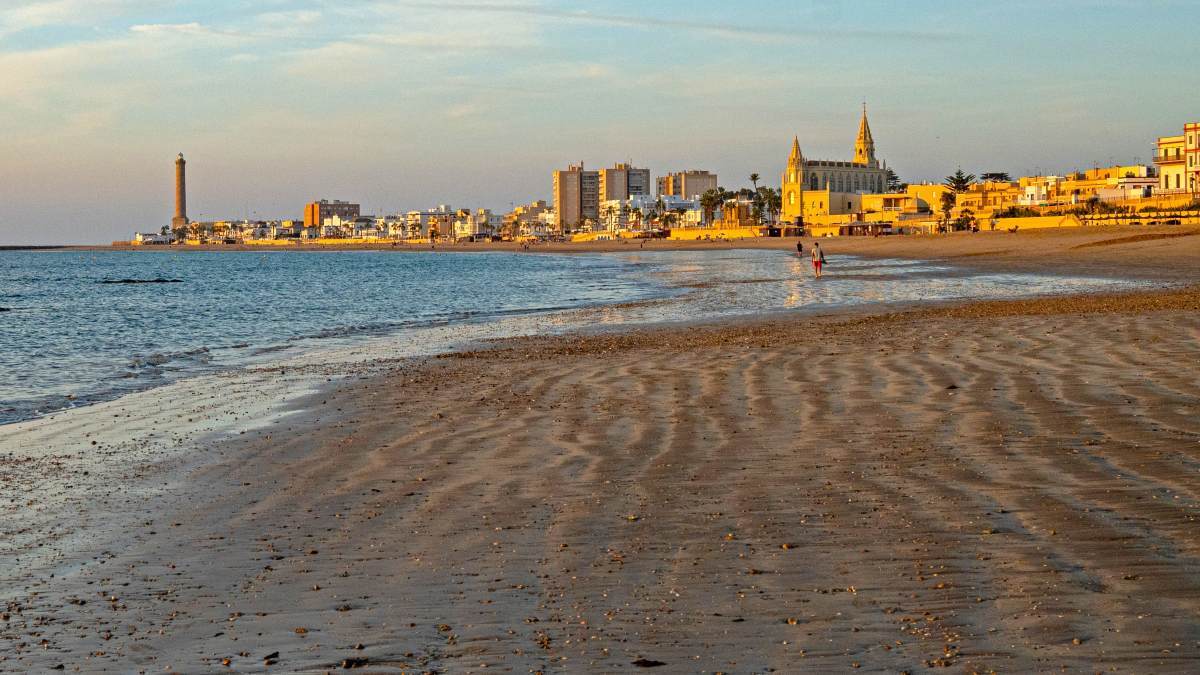 Amanecer en la playa de Regla, Chipiona