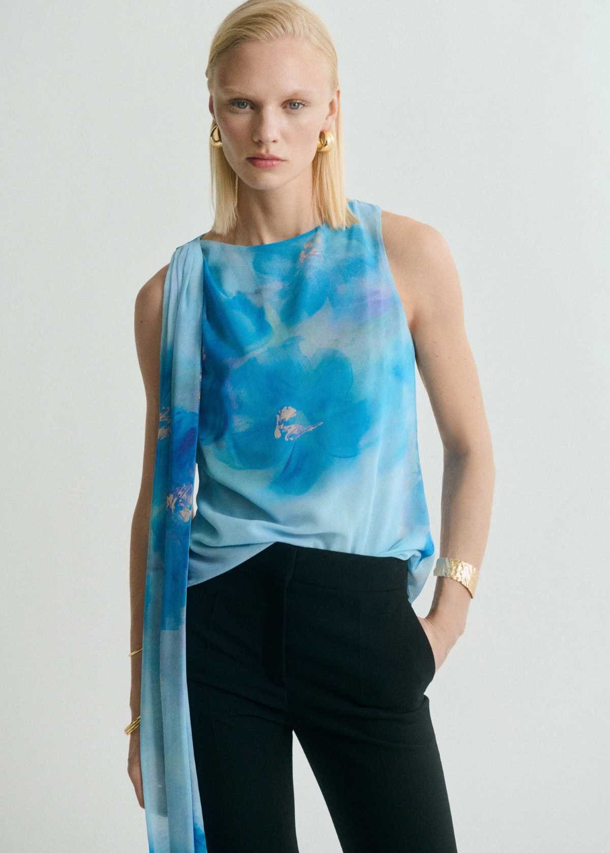 Blusa floral lazo de Mango