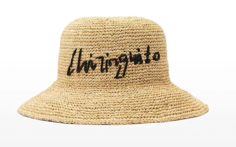 Sombrero efecto rafia con lettering