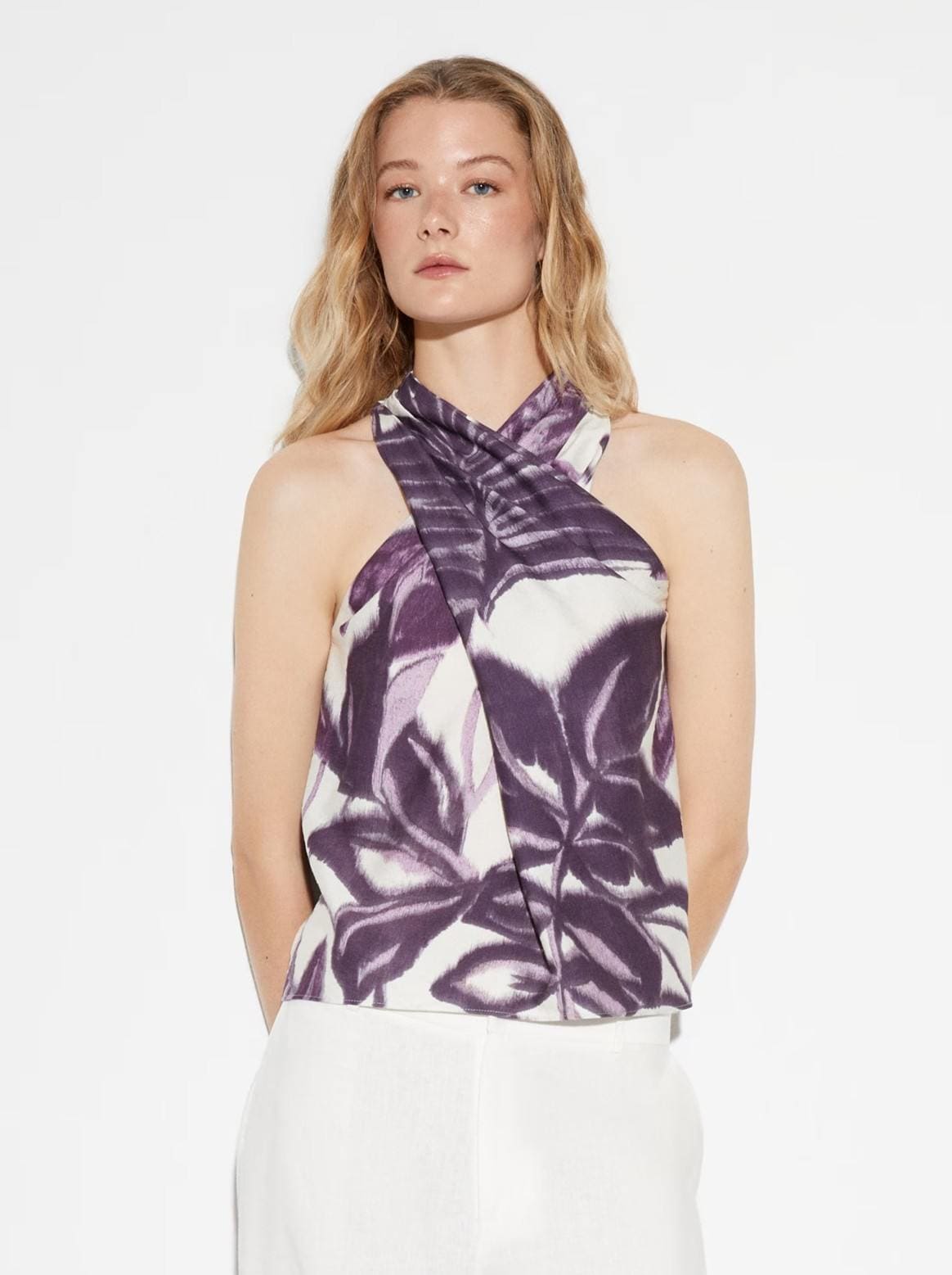 Woman El Corte Inglés blusa de mujer con cuello halter