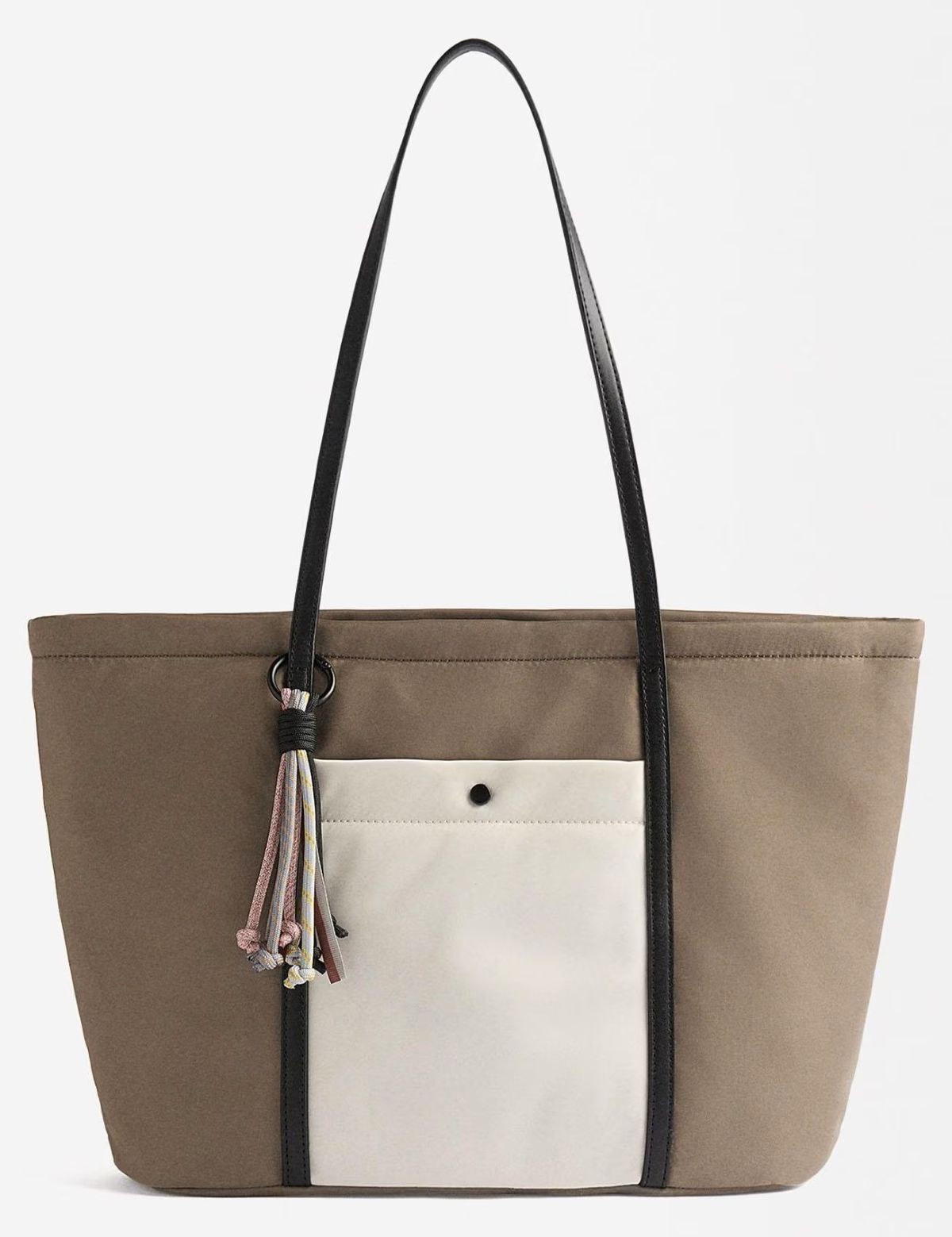 Bolso estilo shopper con cierre de cremallera y llavero decorativo en liso Parfois de El Corte Inglés