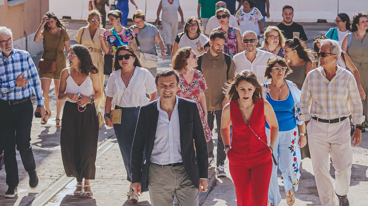 El alcalde de Cádiz, Bruno García, ha presidido la primera visita a los antiguos depósitos de Tabacalera | G.C.