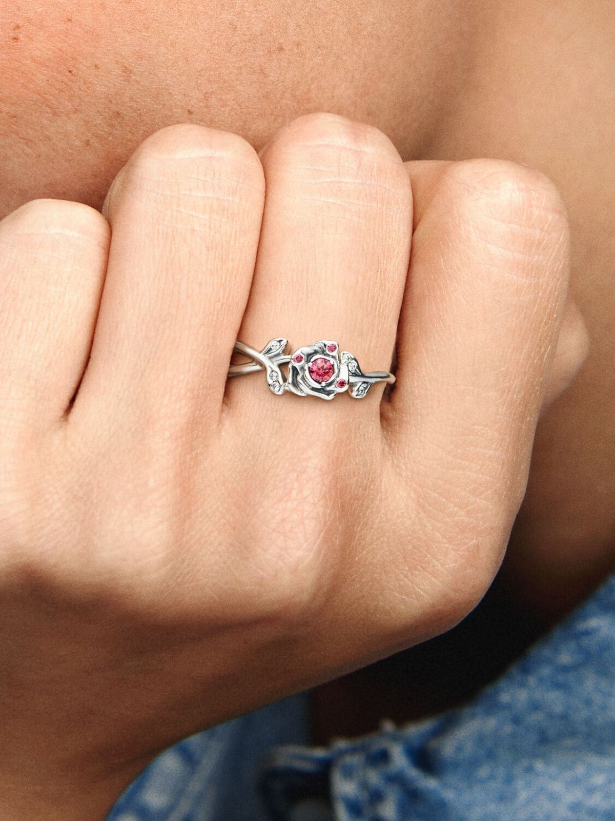 Anillo Rosa de la Bella y la Bestia de Disney de Pandora