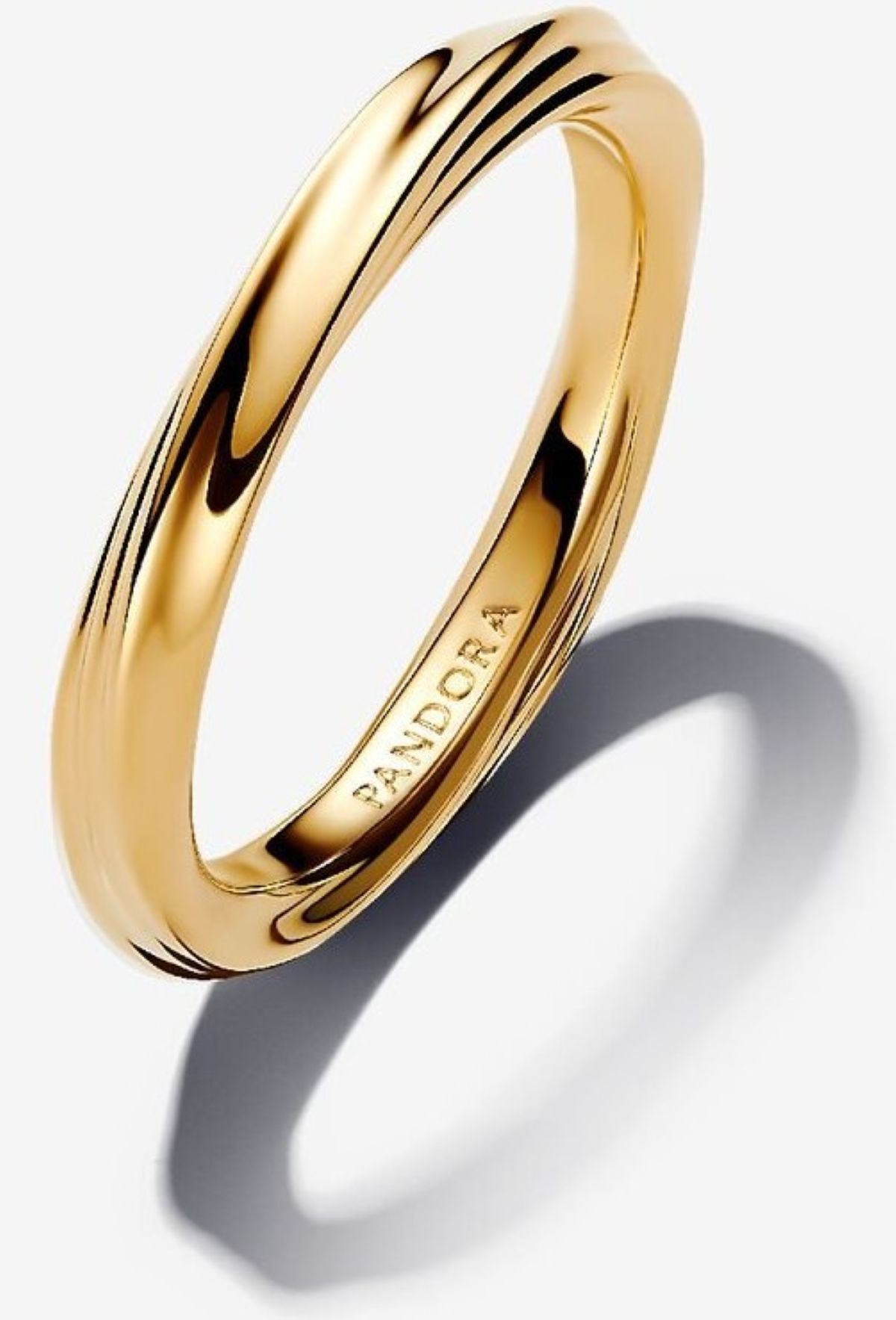 Anillo entrelazado de Pandora