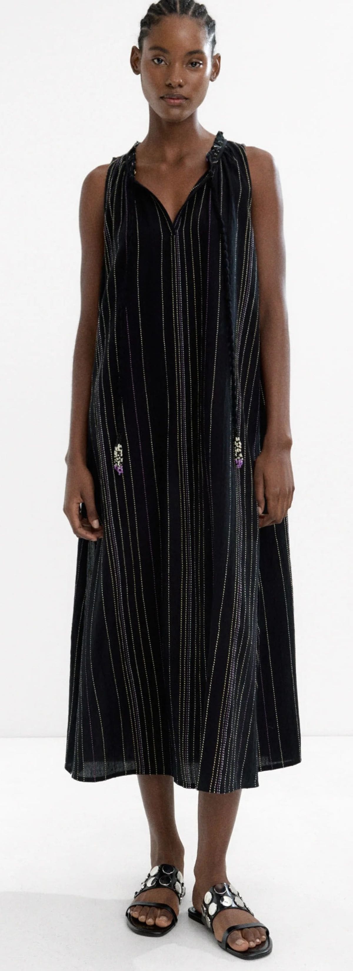 Vestido largo con pespuntes multicolor de Parfois