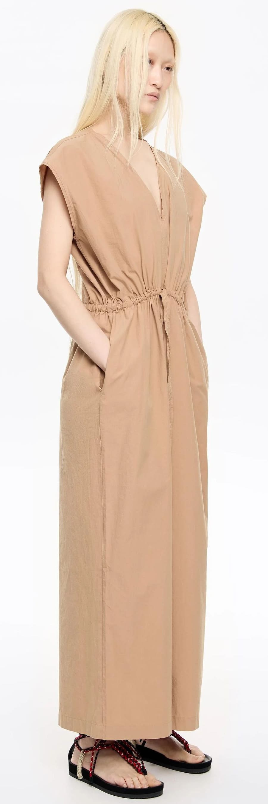 El mono de algodón en color camel de Bimba y Lola