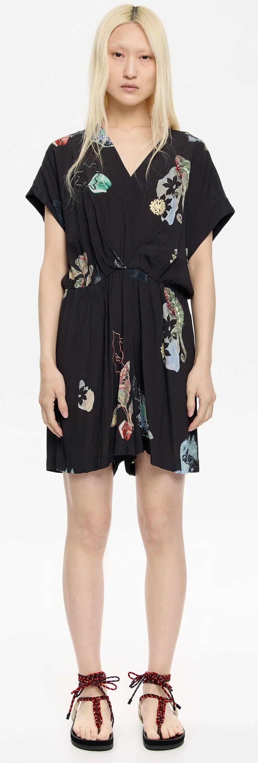 El mono corto en color camaleón antracita de Bimba y Lola