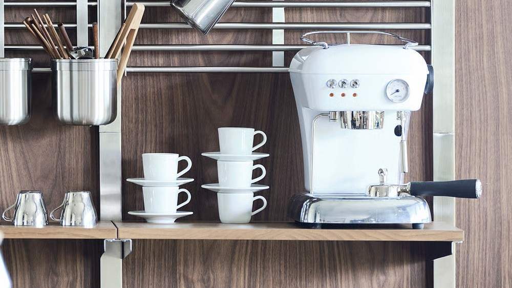 Taza y plato para espresso