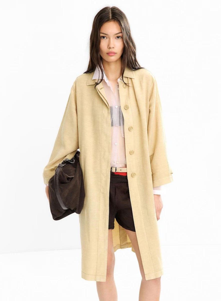 Gabardina fina con botones larga, Parfois