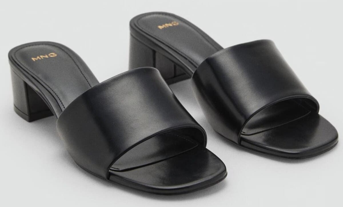 Sandalia de tira ancha y tacón de bloque