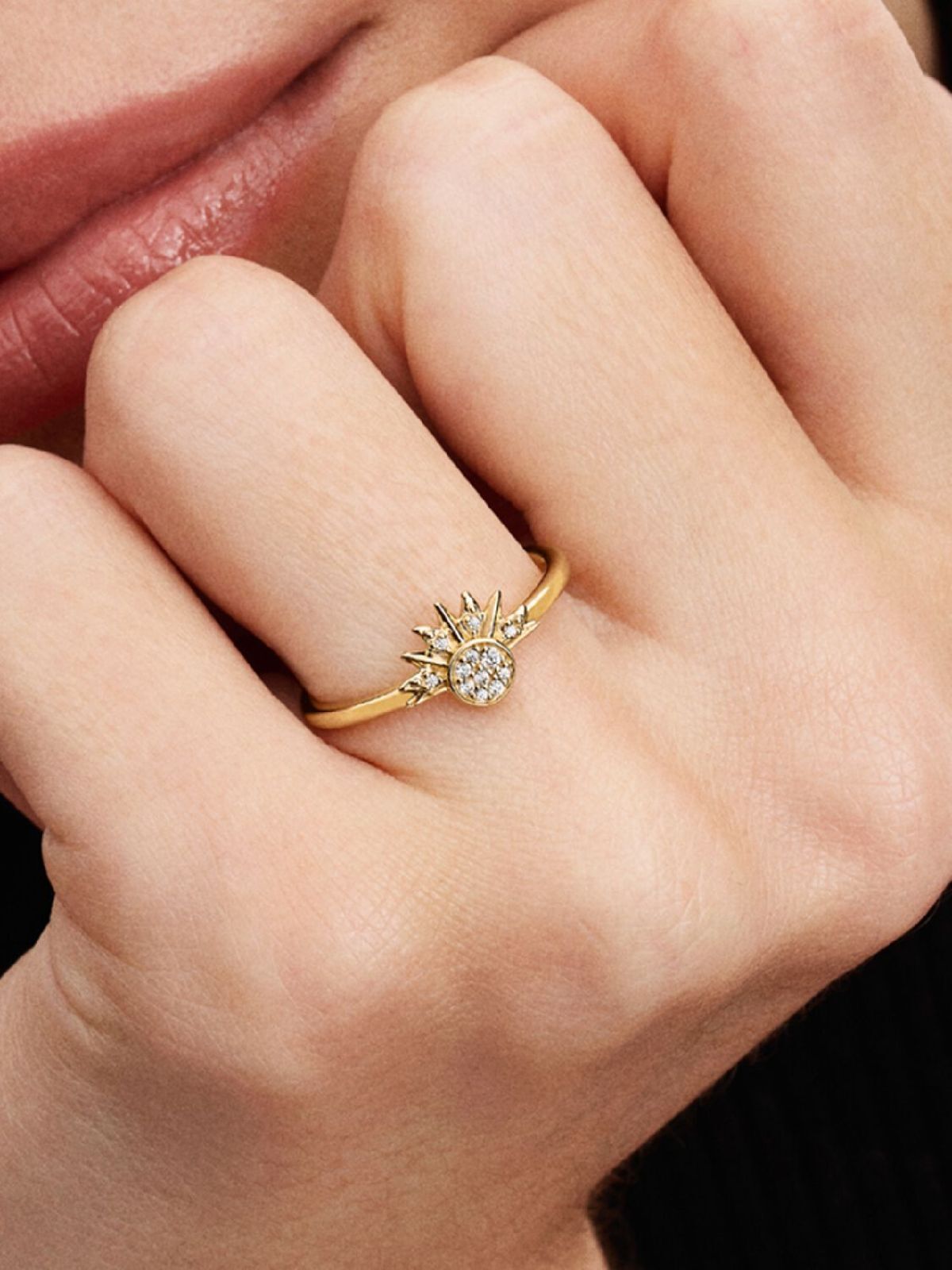 Anillo Sol Brillante Celestial de Pandora