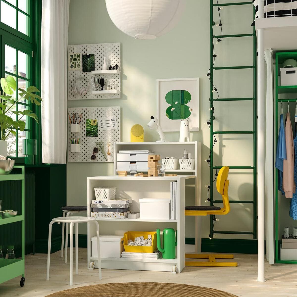 Librería con mesa plegable BILLY